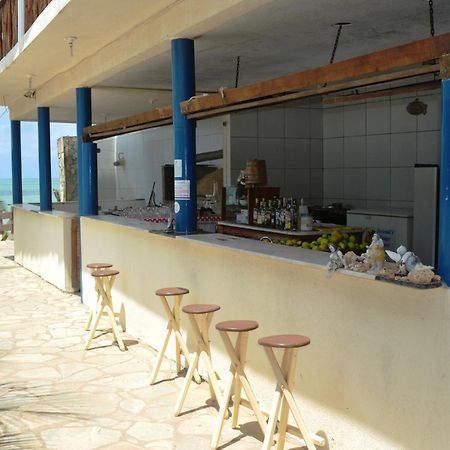 Jacuma'S Lodge Hotel ภายนอก รูปภาพ