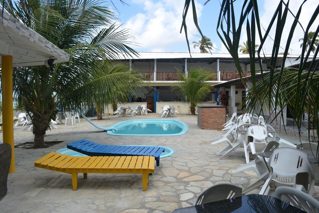 Jacuma'S Lodge Hotel ภายนอก รูปภาพ